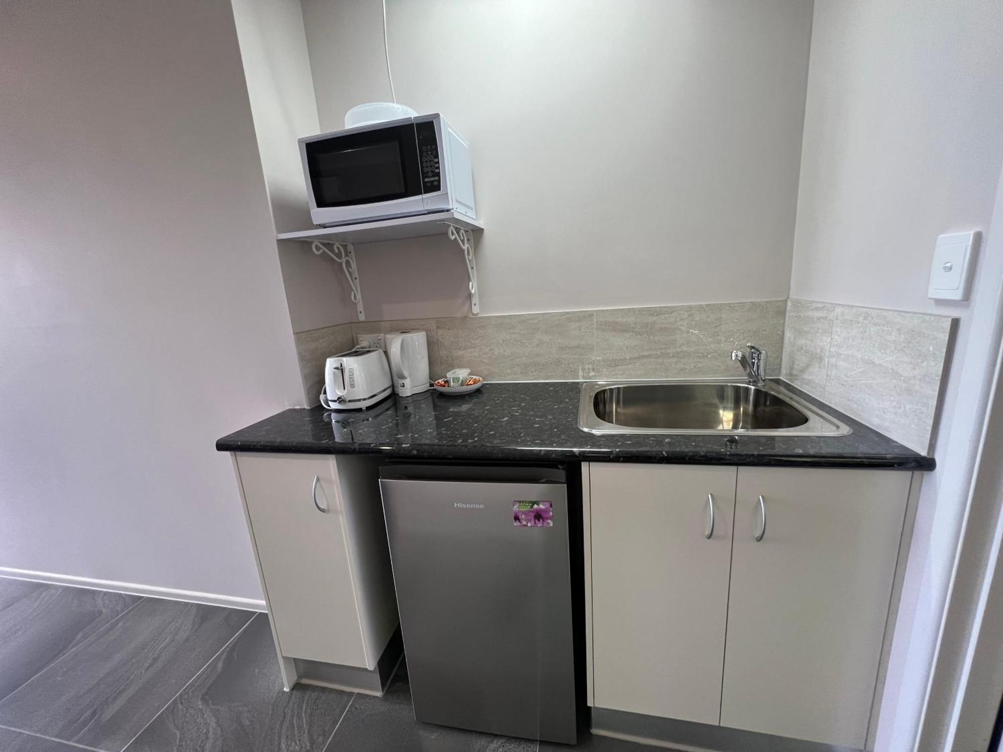 The Orchid Suite - Apartment In Cooktown Bagian luar foto