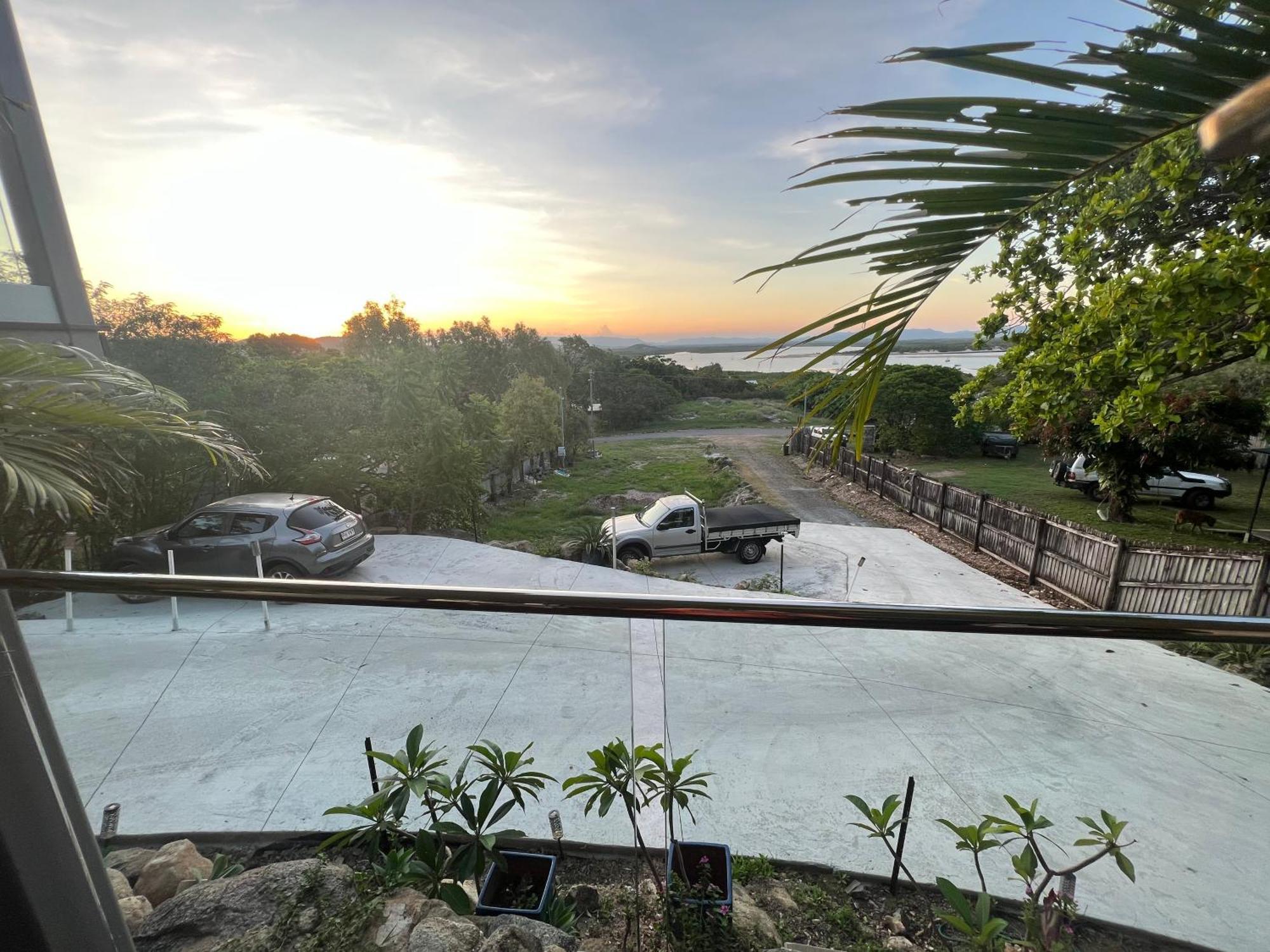The Orchid Suite - Apartment In Cooktown Bagian luar foto