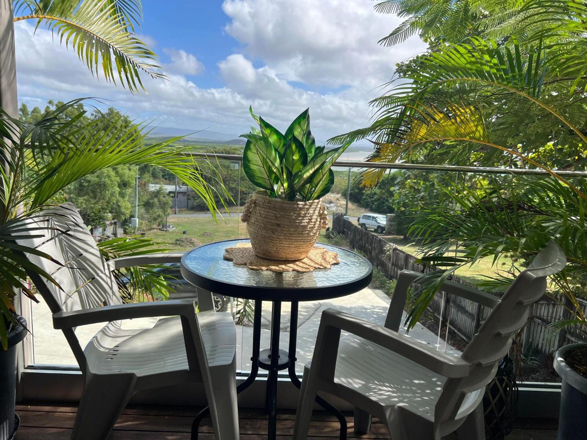 The Orchid Suite - Apartment In Cooktown Bagian luar foto