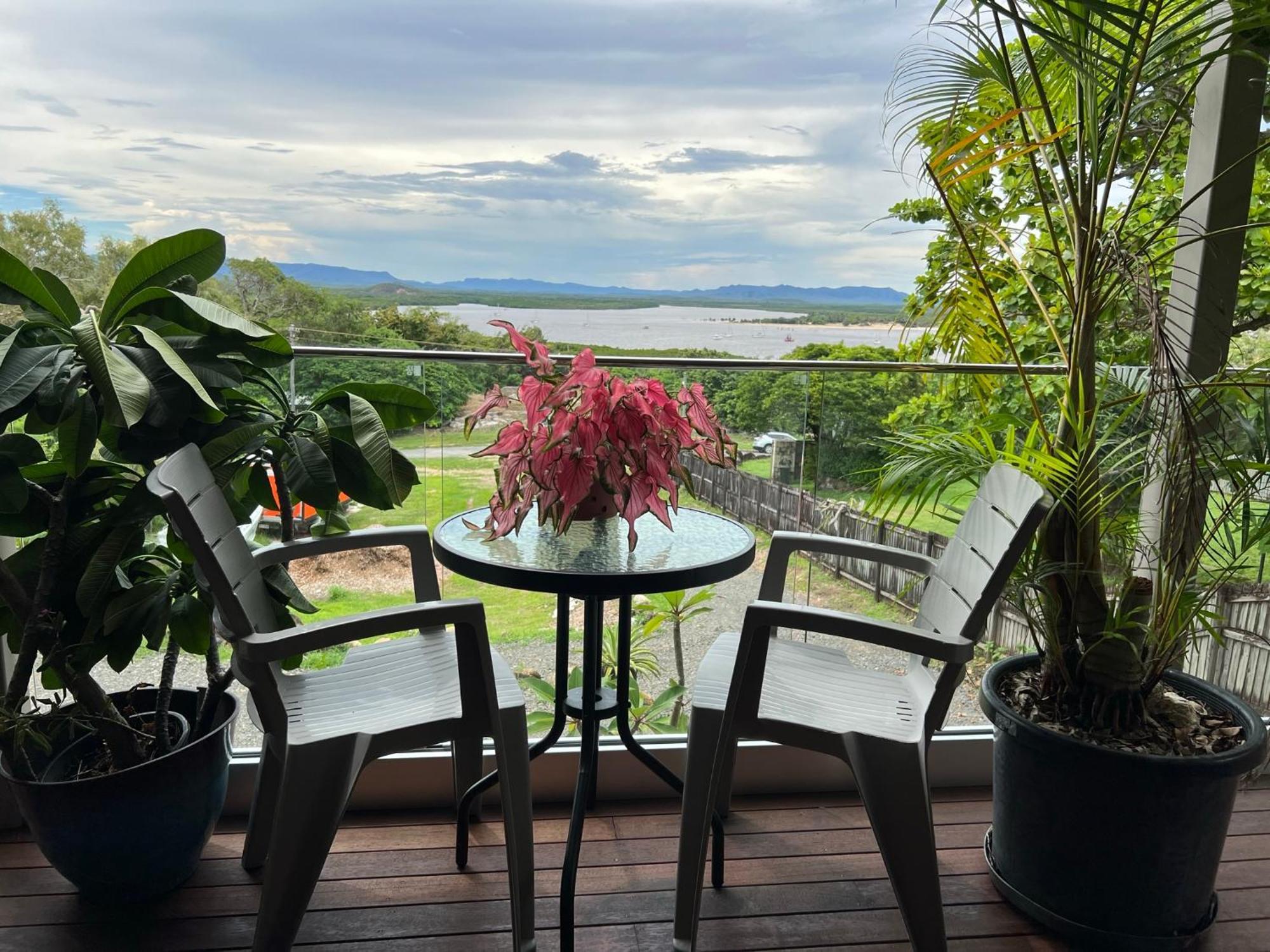 The Orchid Suite - Apartment In Cooktown Bagian luar foto